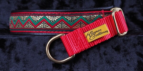1 Inch Collar Red and Green Zig Zag on Red Wed with Black Leather and Brass Hardware Keeper Collars