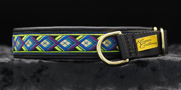 1 Inch Collar Gold and Lime Green Arrowhead on Black Web with Black Leather and Brass Hardware