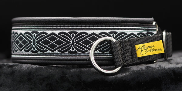 1 1/2 Inch Collar Silver and Black Big Diamonds on Black Web with Black Leather and Chrome Hardware