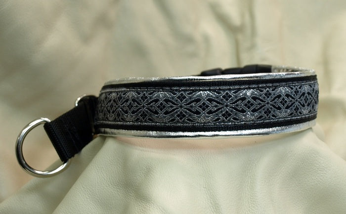 1 Inch Collar Silver and Black Diamonds on Black Web with Silver Leather and Chrome Hardware